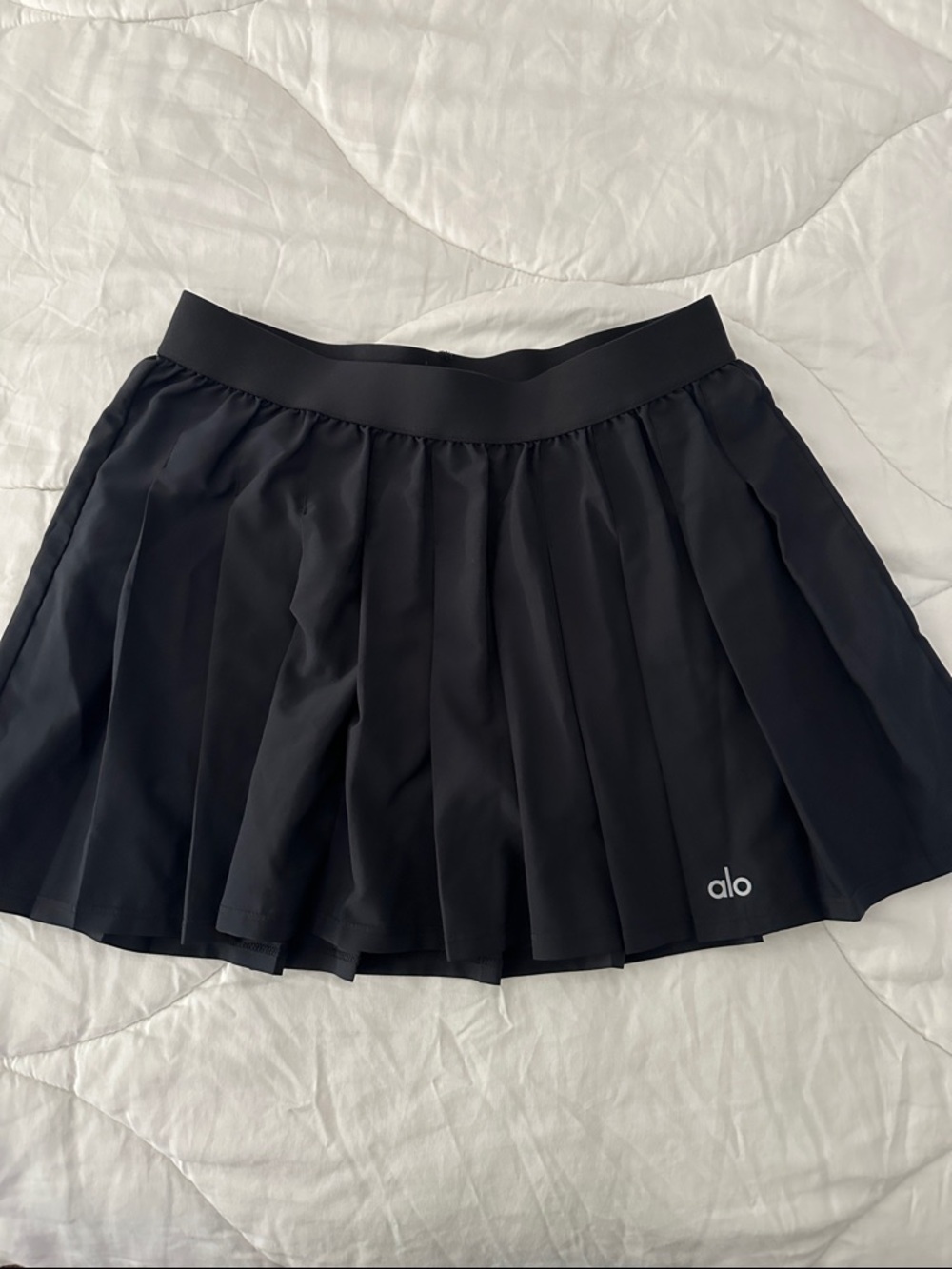 ALO Yoga Black Pleated Tennis Skirt